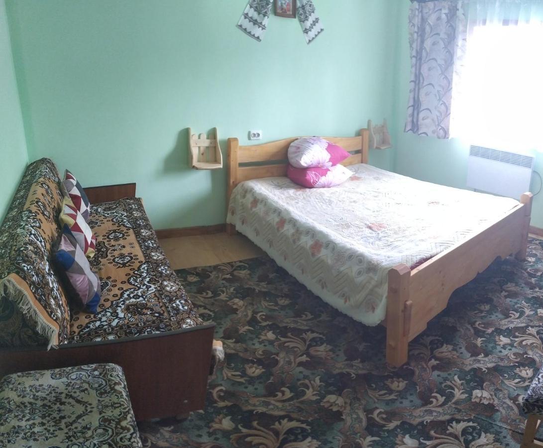 Родинна Оселя Slavske Eksteriør billede