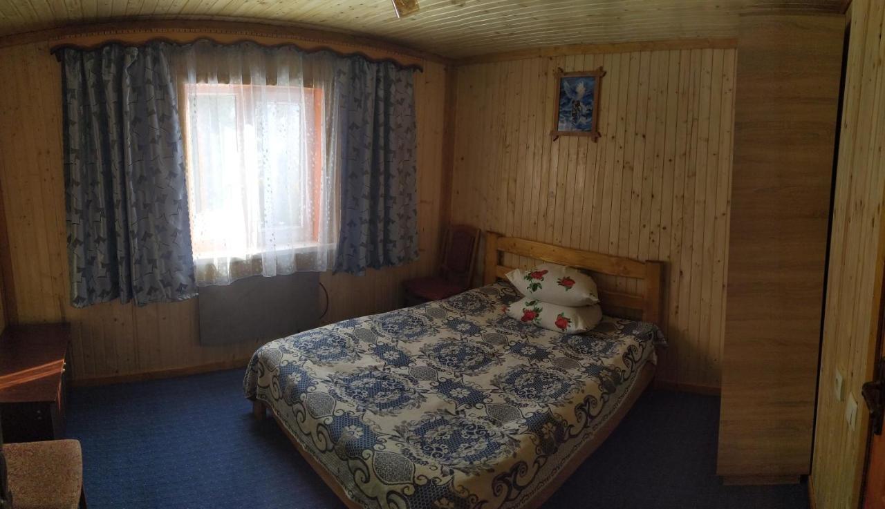 Родинна Оселя Slavske Værelse billede